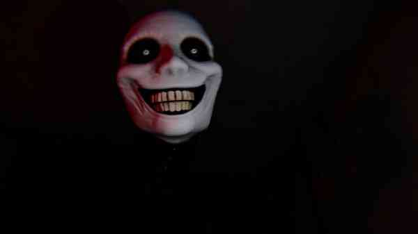 first-person horror exploration